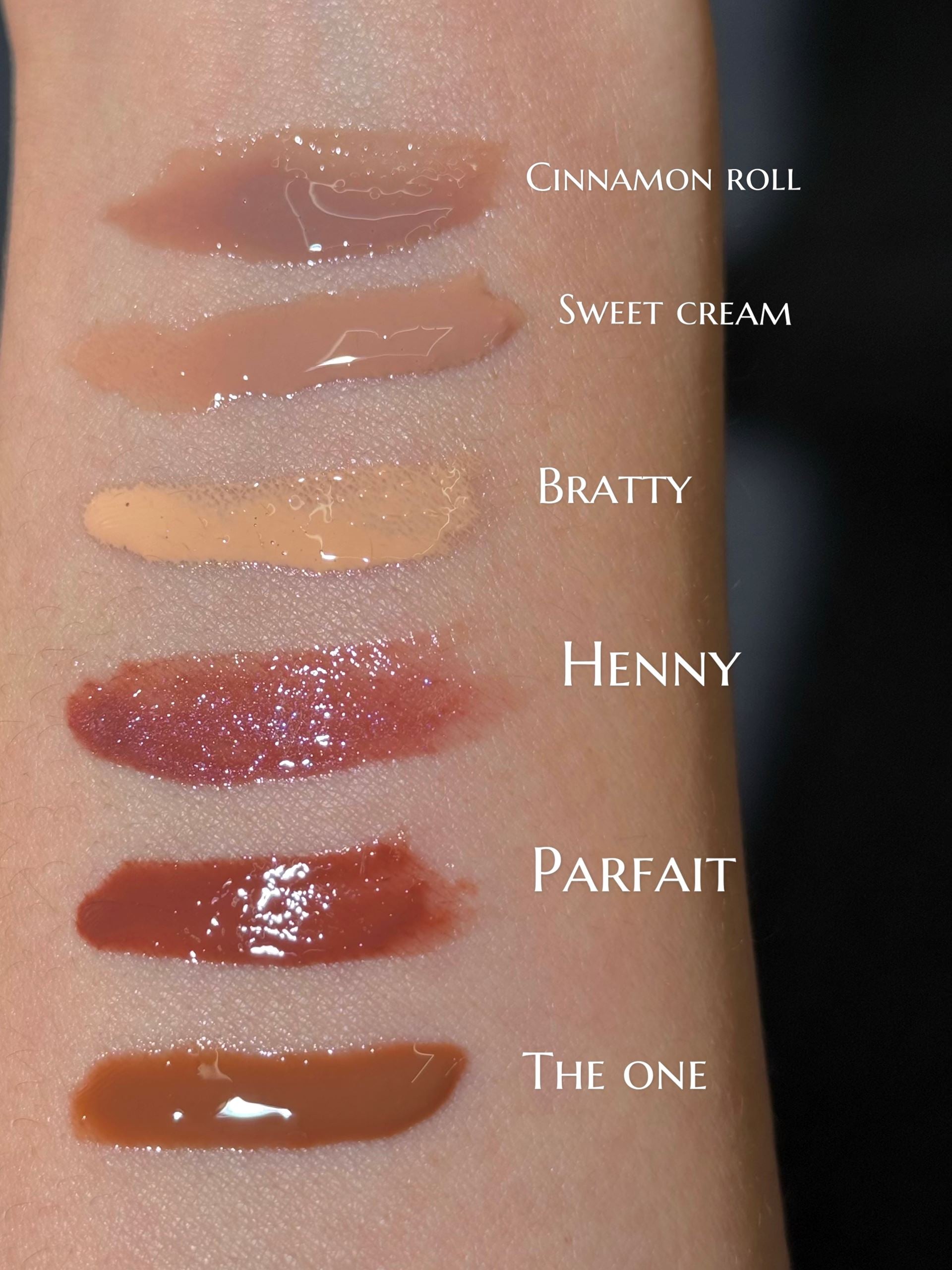 Lip gloss from Zina Grekova - Sinamon roll